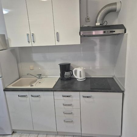 Jan 2 Apartment Пула Екстериор снимка