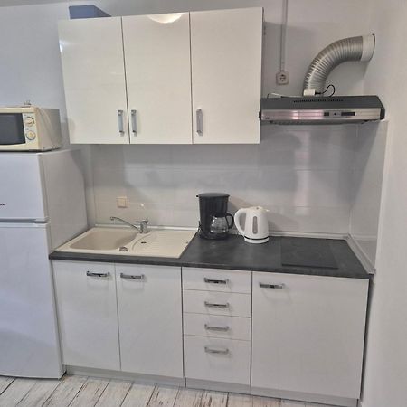 Jan 2 Apartment Пула Екстериор снимка