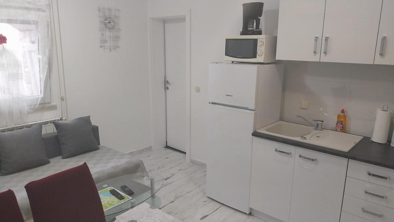 Jan 2 Apartment Пула Екстериор снимка